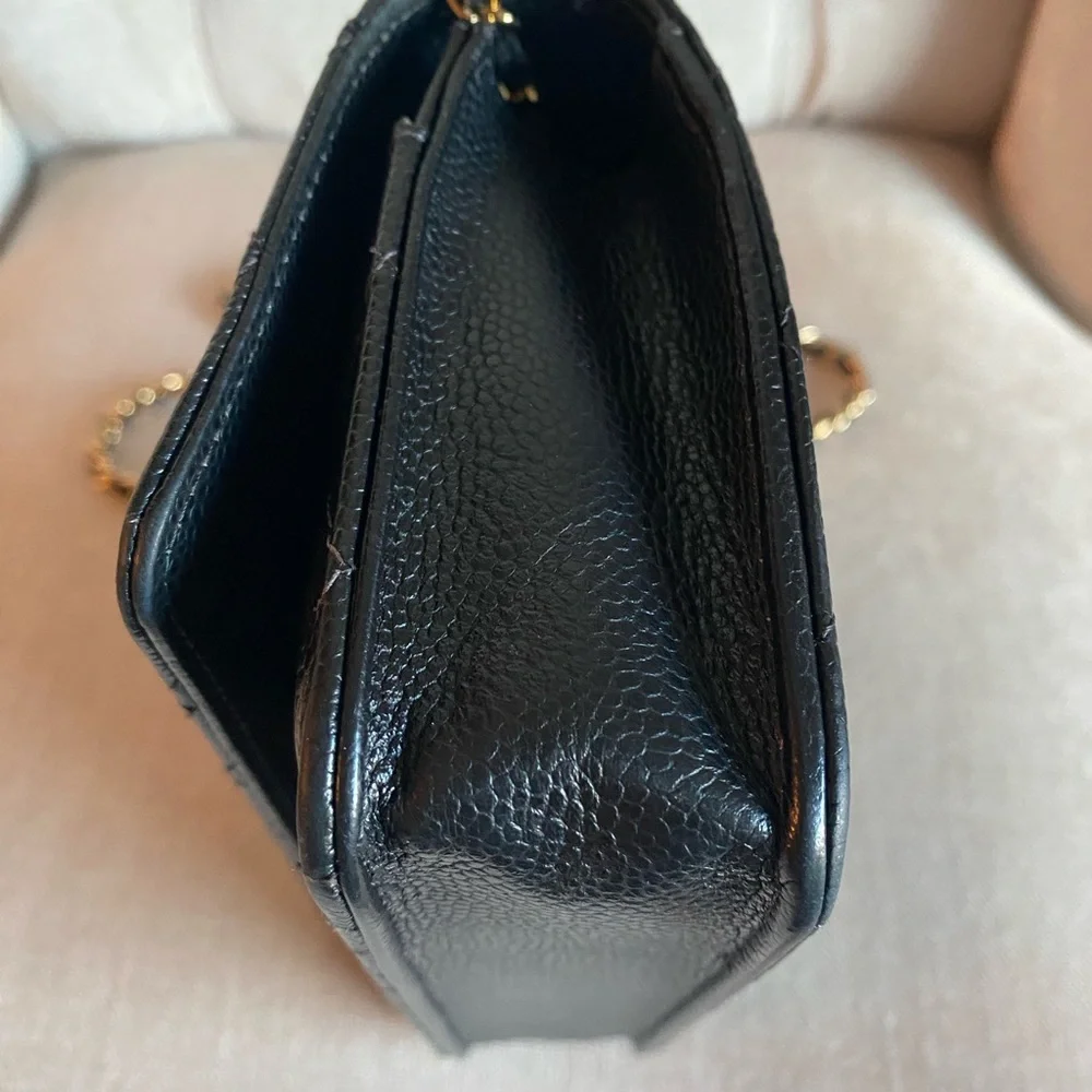 Authentic Chanel Wallet on Chain - Black Caviar Leather with Gold hardware - Picture 5 of 16